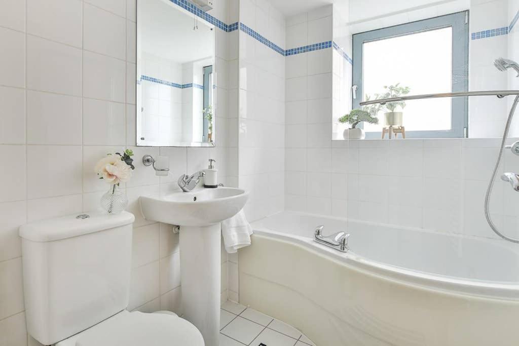 The Exclusive Gem Of Leeds - Sleeps 8 Apartment Exterior foto
